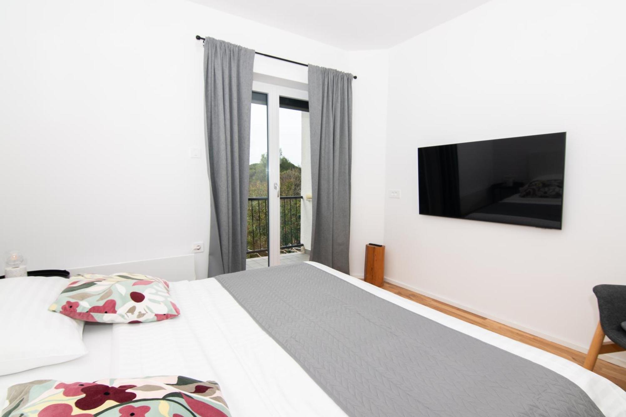 Forgotten Garden Apartments Portoroz Ngoại thất bức ảnh
